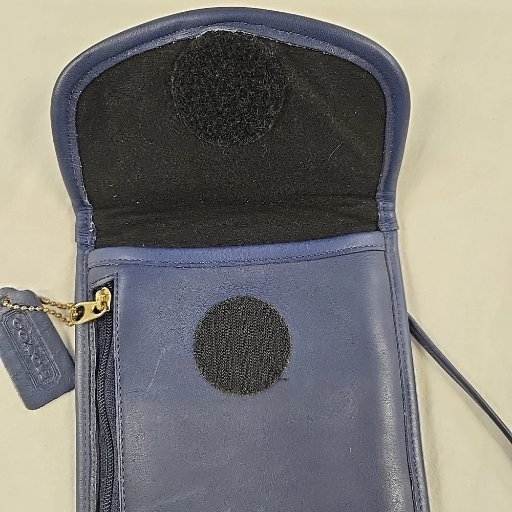 Vintage Coach USA Olympics 100th Anniversary Navy Blue Leather Crossbody Pouch - Picture 6 of 11